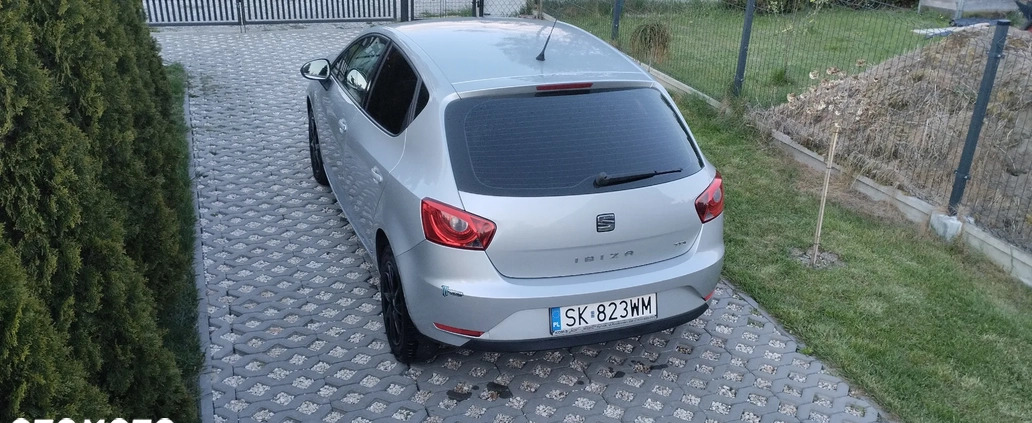 Seat Ibiza cena 28000 przebieg: 171500, rok produkcji 2015 z Człopa małe 596